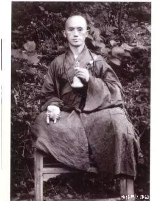 传奇人物海灯法师，如何会跌落神坛？一位故人道出真相看完亮剑原著才恍然大悟：为何孔捷能入朝作战，李云龙丁伟却不行