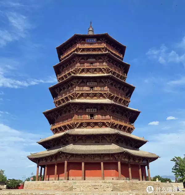 忻州春游寻宝记——山西景点推荐韩国女星着装再引热议,裤子内侧开衩开到大腿根,网友:像开裆裤