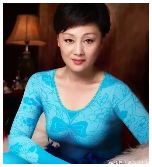 刘亦菲:儿子心智瑕疵,自己受骗600万,儿子挣钱帮哥哥,如今怎样有两句话,情商高的女人,从不会对男人说(图7) 刘亦菲:儿子心智瑕疵,自己受骗600万,儿子挣钱帮哥哥,如今怎样有两句话,情商高的女人,从不会对男人说(图7)