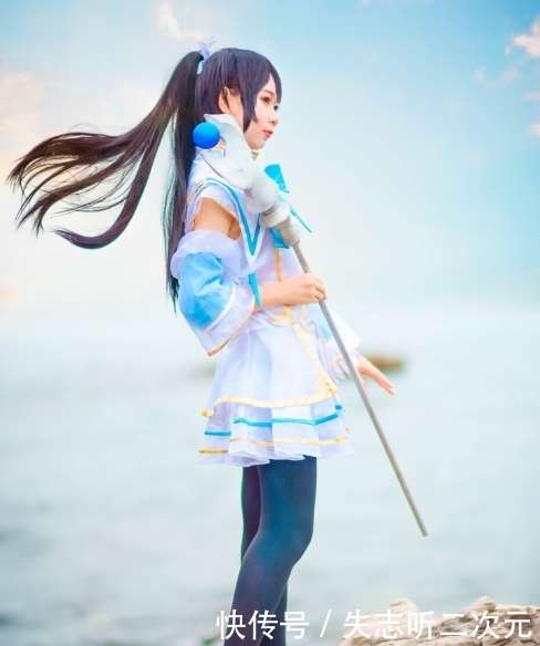《斗罗大陆3龙王传说》cosplay古月,银龙王古月娜_【快资讯】