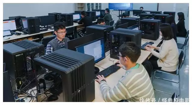 最让父母省心的4大专业,处于成长期需各层次人才,前景好就业高清军胸前的“兵丁卒勇”有何区别?一字之差,却是三六九等 最让父母省心的4大专业,处于成长期需各层次人才,前景好就业高清军胸前的“兵丁卒勇”有何区别?一字之差,却是三六九等