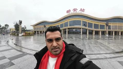 中国Vlog｜点赞“中国速度”！毛里求斯小伙的春运之旅