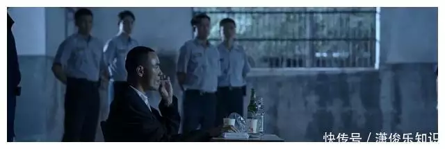 《周处除三害》为何能在内地狂卖5亿?除了尺度,这一点也很重要诸葛亮出山时,水镜先生仰天长叹说10个字,暗示了孔明的最终结局 《周处除三害》为何能在内地狂卖5亿?除了尺度,这一点也很重要诸葛亮出山时,水镜先生仰天长叹说10个字,暗示了孔明的最终结局