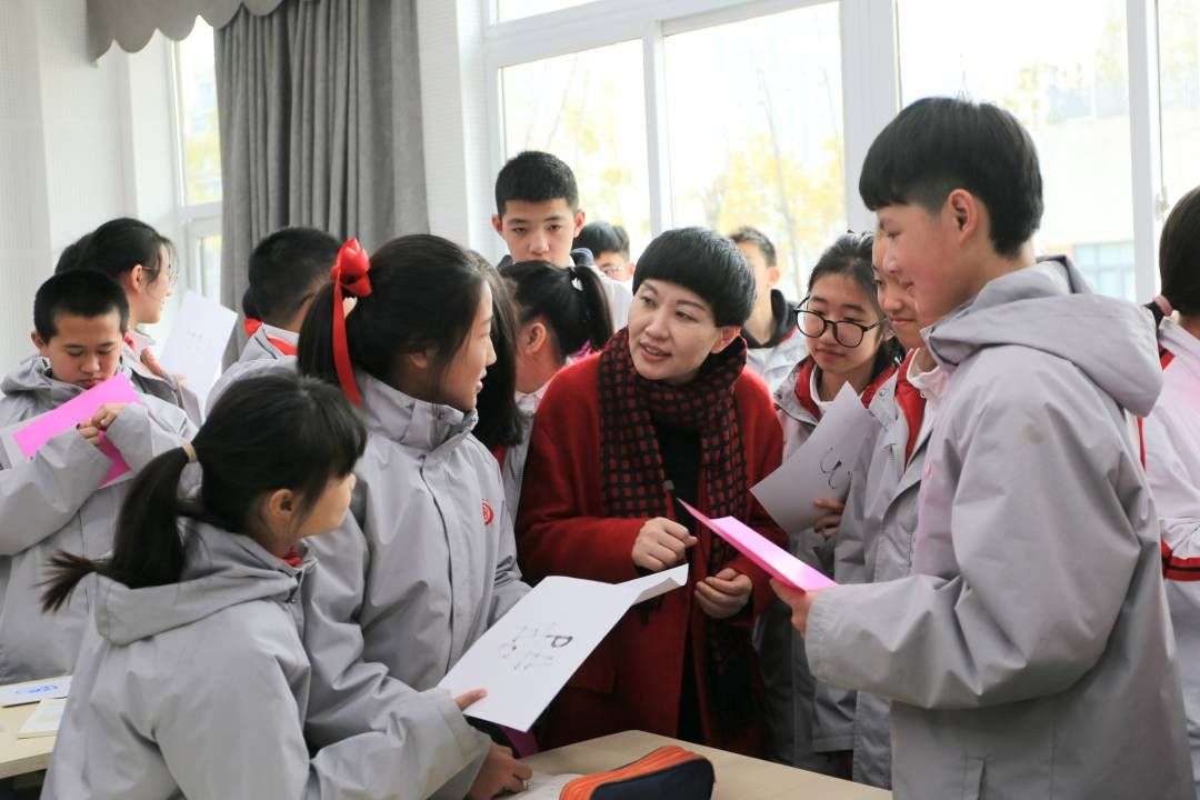 代表委员履职 | 刘希娅:直面热点问题,反映人民期盼_【快资讯】