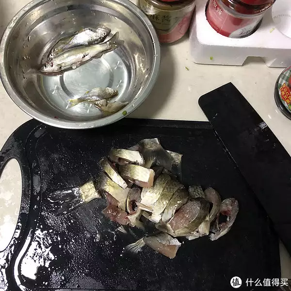 鲫鱼怎么做好吃（鲫鱼怎么做好吃又简单） 第5张