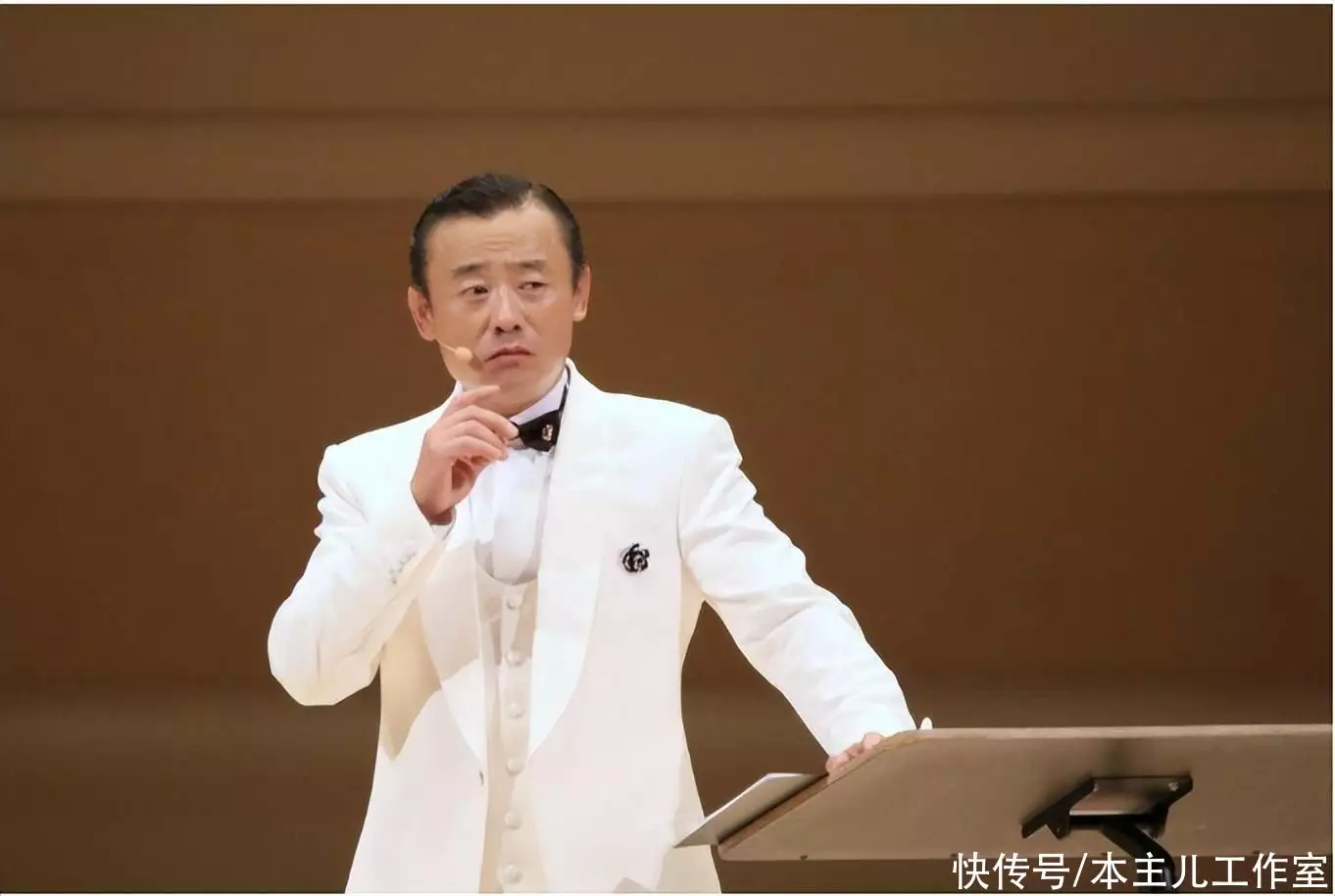 周立波海派清口人生经历_周立波演过的电视剧_周立波与郭德纲对比分析