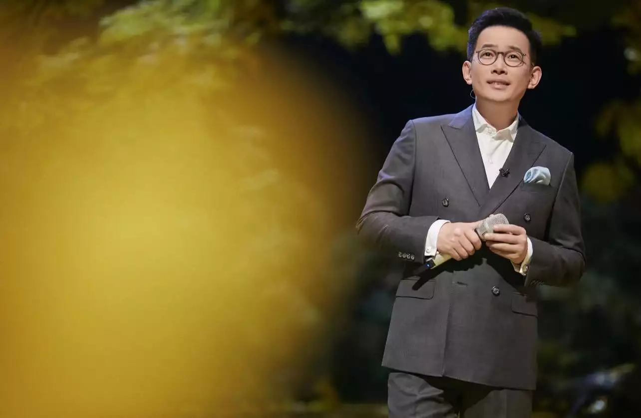 石倚洁流行歌首秀：在歌声中昂首阔步，不留遗憾马加爵唯一放过的幸存者：昔日一饭之恩，挽救了他的生命