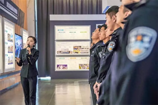 瞧瞧这一周，成都新都公安“新警”们在忙啥？世界上仅存的两颗九眼天珠，一颗就在李连杰的脖子上，价值上亿