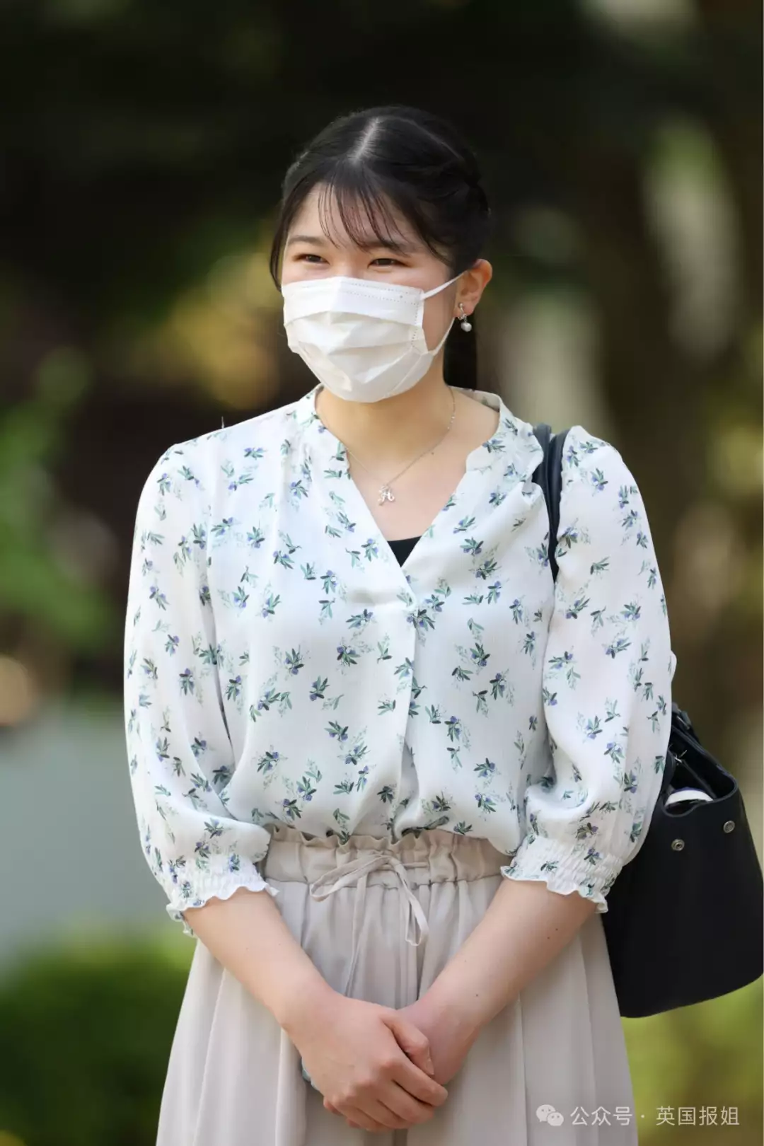 日本天皇独生女事业爱情双丰收?毕业礼大气亮相,疑似帅男友曝光《小巷人家》大结局:宋莹一直不知,黄玲当年陪她去烧香的别有用心 日本天皇独生女事业爱情双丰收?毕业礼大气亮相,疑似帅男友曝光《小巷人家》大结局:宋莹一直不知,黄玲当年陪她去烧香的别有用心
