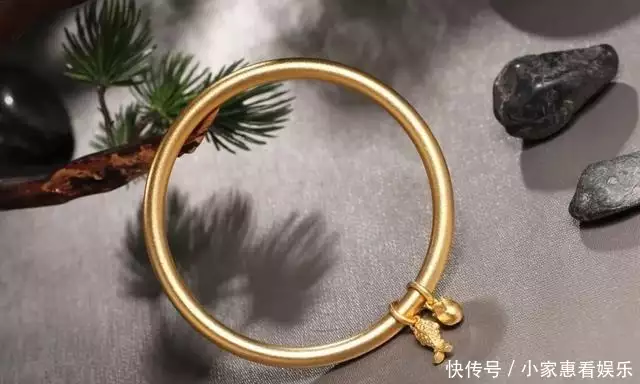 今日回收黄金首饰价格_今日回收黄金的价格是多少钱_黄金今天回收多少钱一克今日查询