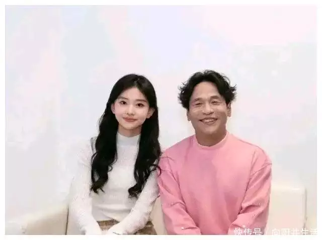 宋小宝:长脸之旅!韩国综艺惊艳开启,秒变欧巴!如果你的朋友经常在朋友圈发这些东西,说明他情商低,值得警惕 宋小宝:长脸之旅!韩国综艺惊艳开启,秒变欧巴!如果你的朋友经常在朋友圈发这些东西,说明他情商低,值得警惕