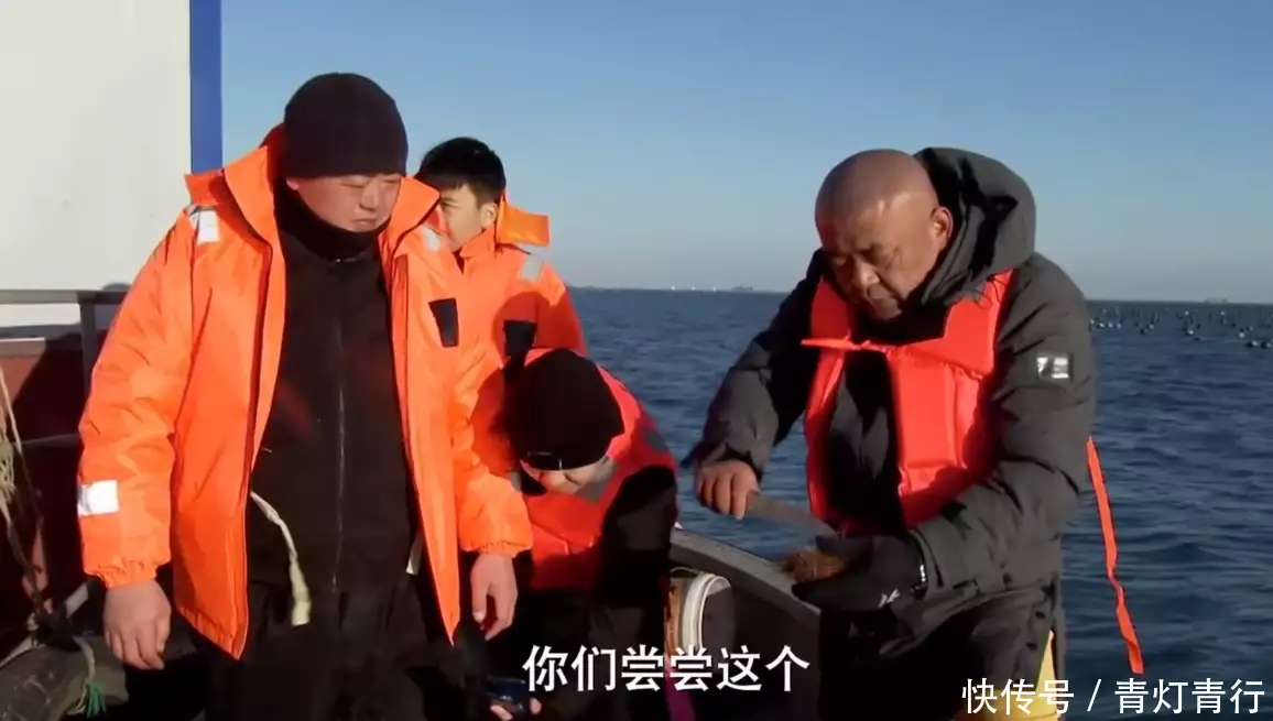 2017年,男子将角蕨石头扔进大海,如今每年坐享上千万“吃播四巨头”现状:2年没俩,尼德直播难忍、胖猴仔为活命减肥(图21) 2017年,男子将角蕨石头扔进大海,如今每年坐享上千万“吃播四巨头”现状:2年没俩,尼德直播难忍、胖猴仔为活命减肥(图21)