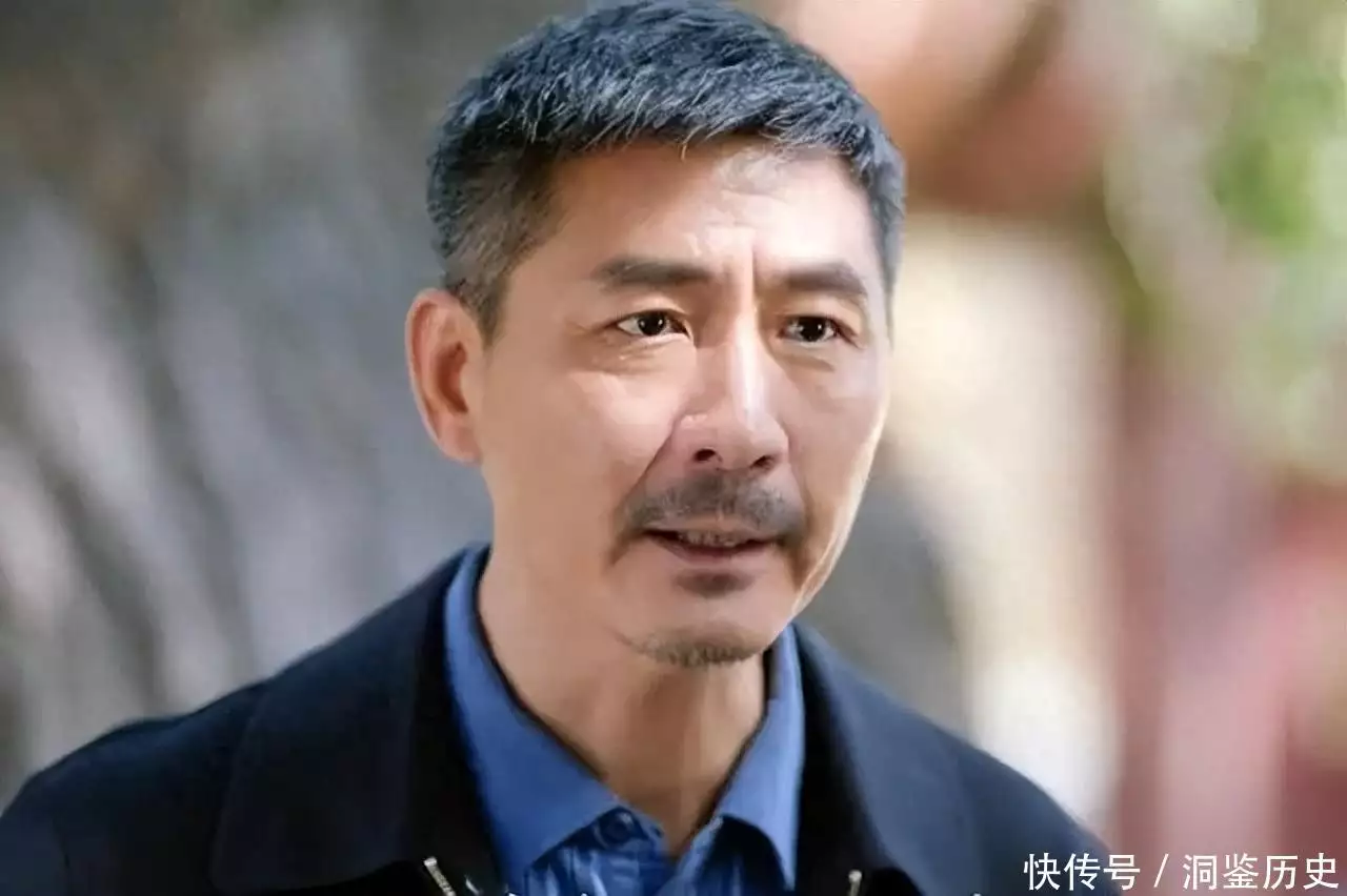 张子健前妻李婷葬礼现场:临终前一直在等他,曾演女警察红遍全国便宜衣服贵贵穿|韩系红色海边穿搭 张子健前妻李婷葬礼现场:临终前一直在等他,曾演女警察红遍全国便宜衣服贵贵穿|韩系红色海边穿搭