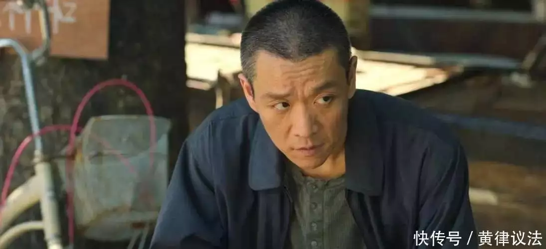 《高歌猛进》老默在上海跑送餐被认出,一天赚200元,评论区道出真相见者有份,半个演艺圈都去的博客电影之夜,评审委员结果又水又尴尬(图7) 《高歌猛进》老默在上海跑送餐被认出,一天赚200元,评论区道出真相见者有份,半个演艺圈都去的博客电影之夜,评审委员结果又水又尴尬(图7)