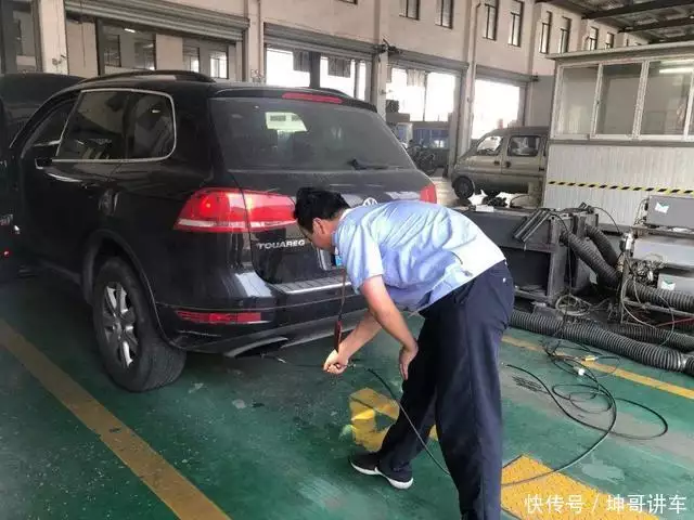 新车6年免检，逾期两年没有领合格证怎么办以下犯上，接连离开，赵本山终于为他的“不可一世”付出了代价（六年内免检车逾期未领标志出了事故保险公司赔付吗）