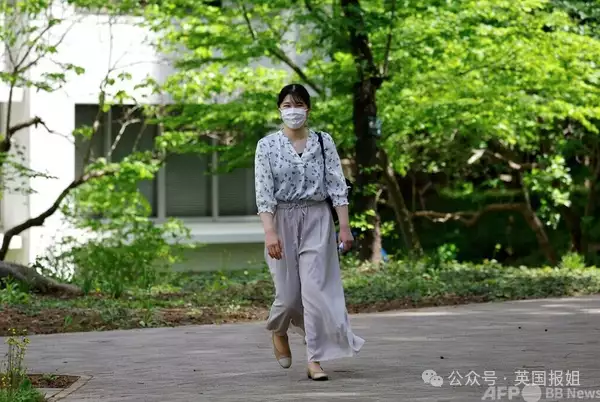 日本天皇独生女事业爱情双丰收?毕业礼大气亮相,疑似帅男友曝光《小巷人家》大结局:宋莹一直不知,黄玲当年陪她去烧香的别有用心 日本天皇独生女事业爱情双丰收?毕业礼大气亮相,疑似帅男友曝光《小巷人家》大结局:宋莹一直不知,黄玲当年陪她去烧香的别有用心