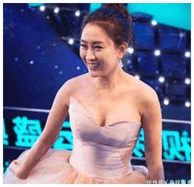 41岁马苏真人长啥样？看到无滤镜下的她，网友：路人一个费翔为她终身不娶，她却活成爽文大女主，她凭什么？