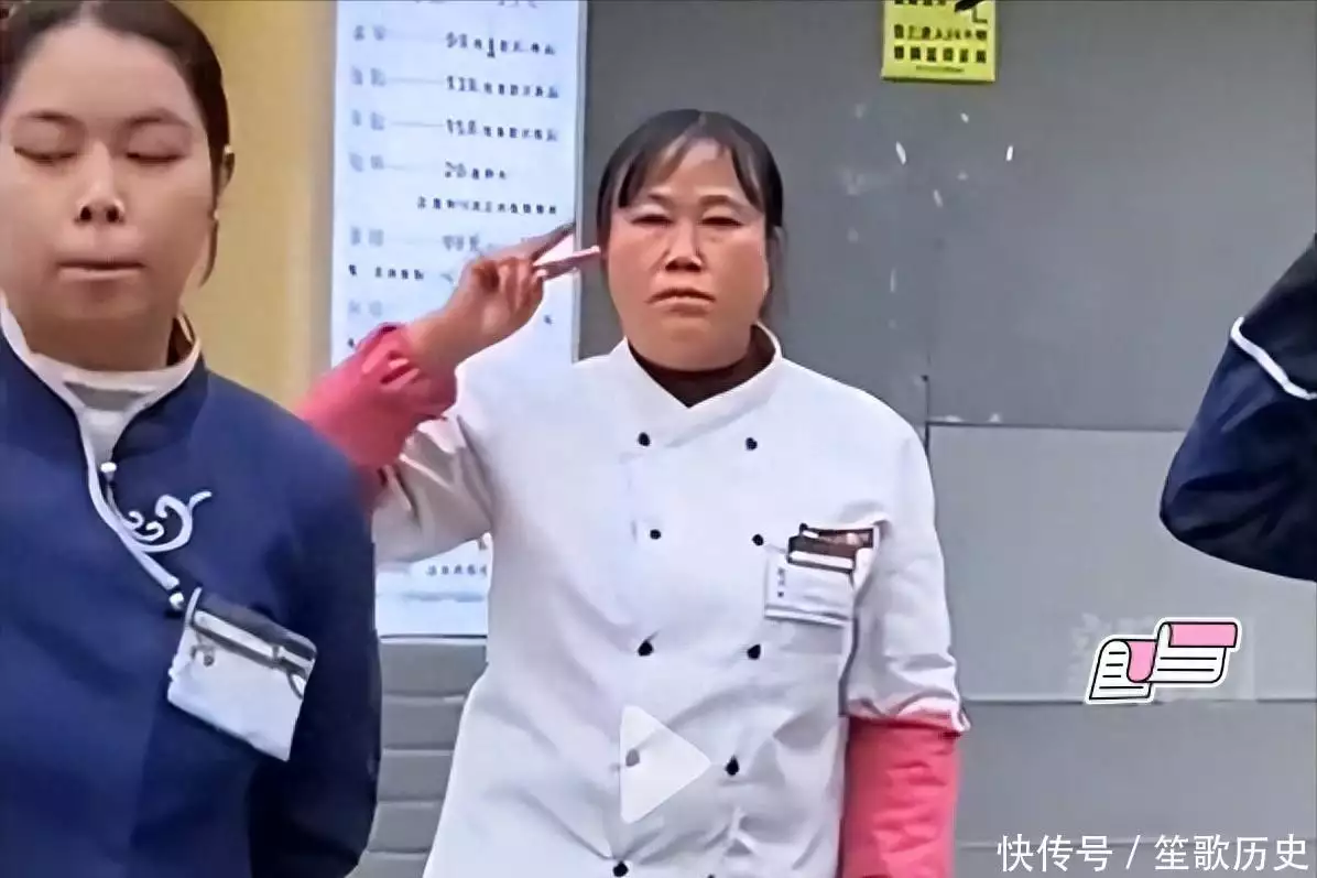 老板要求每天上班前唱歌，大妈跳得一脸生无以恋：为什么要唱歌？秦岚有Saulx？沙朗通长得漂亮被女生紧追不舍，小陶虹：追她的人太多了！
