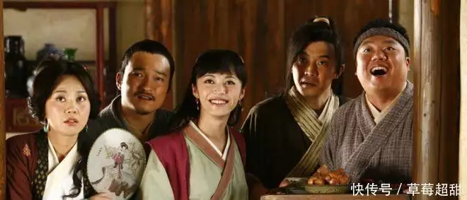 灵魂人物已去世，五位角色模样已大变古代武将，真能举着几十斤的兵器打一天？出土文物揭露兵器重量