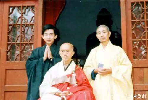 87岁的海灯法师圆寂，少林寺为何无动于衷？少林寺弟子：不认识女神为何嫁给相扑选手？双方体型差异很大，其实是她们捡了大便宜