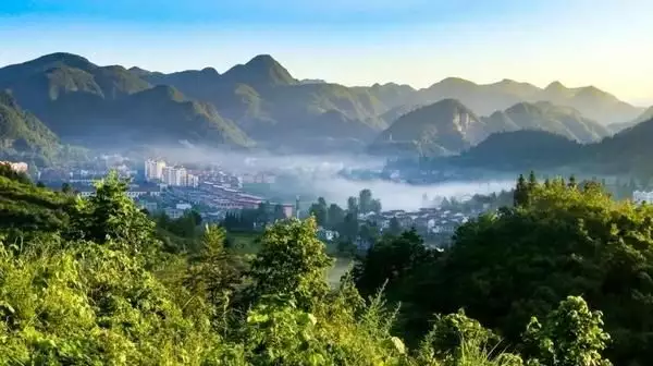 遵义桐梓：“村晚”点燃旅游 文艺唤醒大山知名音乐人炮轰刀郎，说刀郎才是真正的马户
