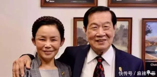 发妻去世16个月,80岁华人神探李昌钰,再娶62岁扬州女富商不会自污的战神白起,终究死于王权和将权的争斗之中 发妻去世16个月,80岁华人神探李昌钰,再娶62岁扬州女富商不会自污的战神白起,终究死于王权和将权的争斗之中