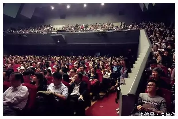 娱乐大潮流下,影视剧与舞台剧的相互借鉴,互相改编的市场风险夷陵之战中,刘备几乎全军覆没,陆逊为何不趁机一举灭掉蜀汉?( 娱乐大潮流下,影视剧与舞台剧的相互借鉴,互相改编的市场风险夷陵之战中,刘备几乎全军覆没,陆逊为何不趁机一举灭掉蜀汉?(