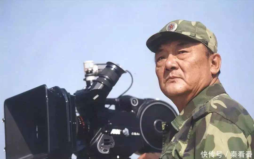 父亲是大导演,儿子是演员,女儿是编剧,一家人编导演全套阵容他是著名歌唱家,63岁抛弃结发妻子,65岁再婚娶小20岁学生引争议 父亲是大导演,儿子是演员,女儿是编剧,一家人编导演全套阵容他是著名歌唱家,63岁抛弃结发妻子,65岁再婚娶小20岁学生引争议