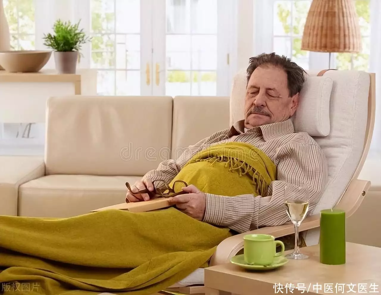 大家都被“8小时睡眠论”洗脑了？50岁后，最佳睡觉时间是多久？