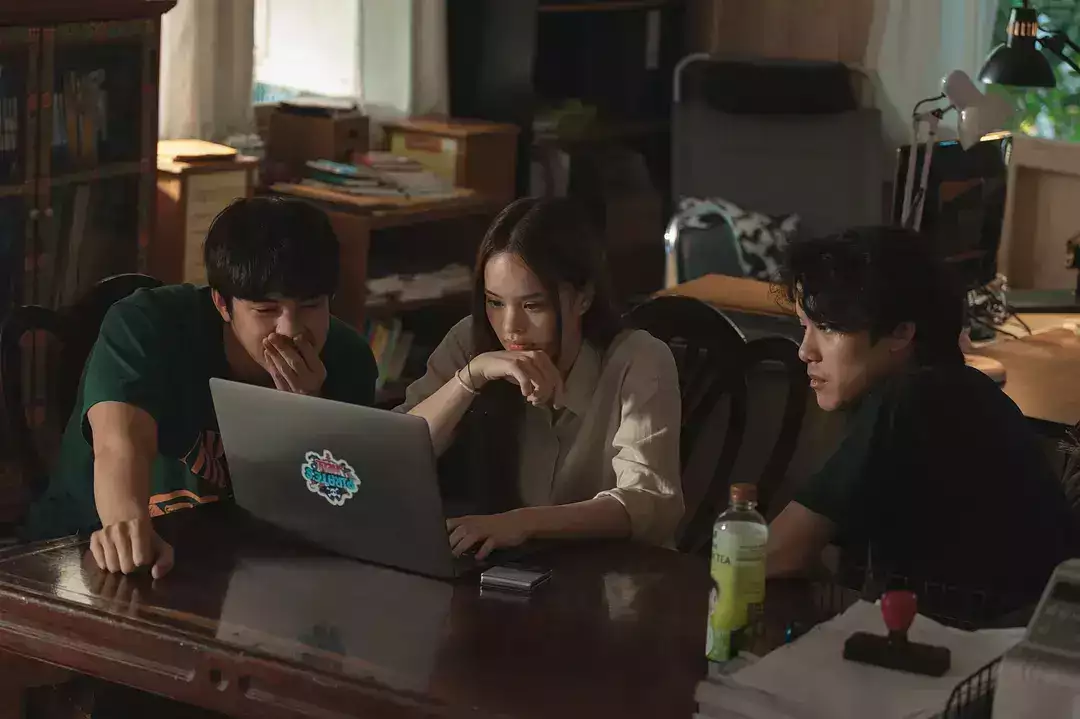 人性高端局!网飞真敢拍,这出最赚钱的亚洲骗局,你看懂多少18岁少女被拐卖山东农村,多年从未想过逃跑,婆婆:给她钱都不走 人性高端局!网飞真敢拍,这出最赚钱的亚洲骗局,你看懂多少18岁少女被拐卖山东农村,多年从未想过逃跑,婆婆:给她钱都不走
