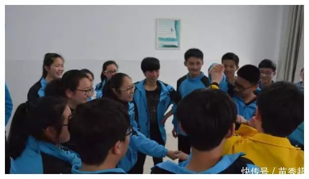 985的分数上三本?河北611分考生错填民办独立学院,不如复读一年亚历山大不死,会扫平整个欧洲吗? 985的分数上三本?河北611分考生错填民办独立学院,不如复读一年亚历山大不死,会扫平整个欧洲吗?