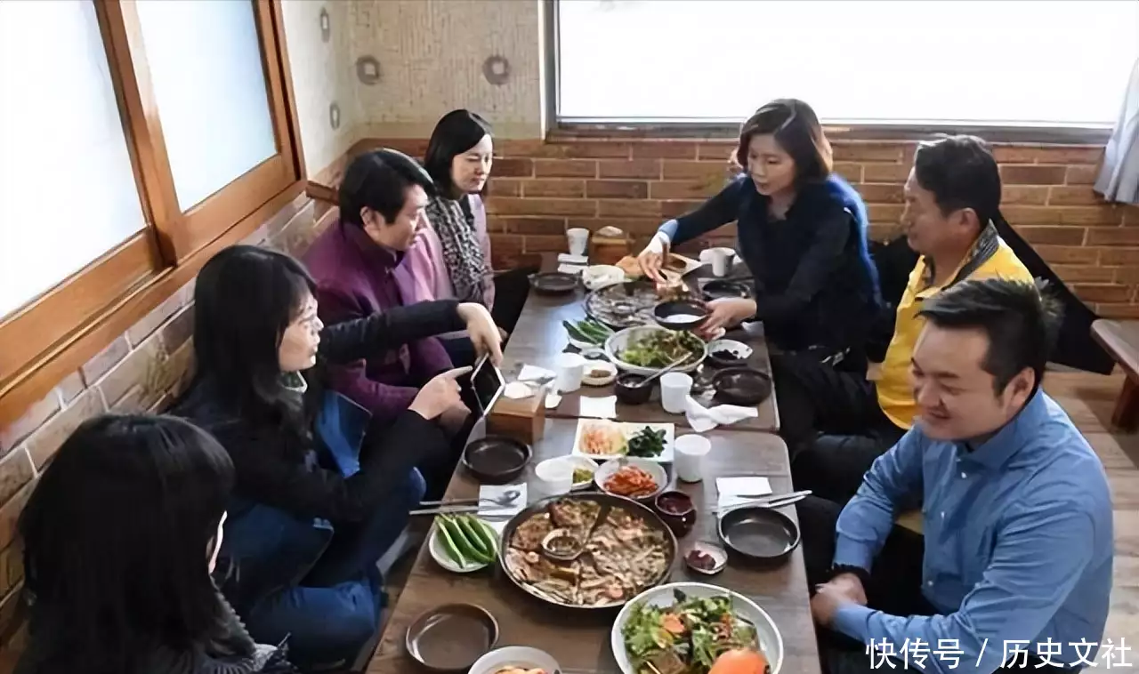 06年中国19岁女孩沉迷韩剧,嫁韩国31岁大叔,婚后崩溃:我被骗了山西这个县,汉武帝亲口赐名,后世出了59个宰相,59个将军! 06年中国19岁女孩沉迷韩剧,嫁韩国31岁大叔,婚后崩溃:我被骗了山西这个县,汉武帝亲口赐名,后世出了59个宰相,59个将军!