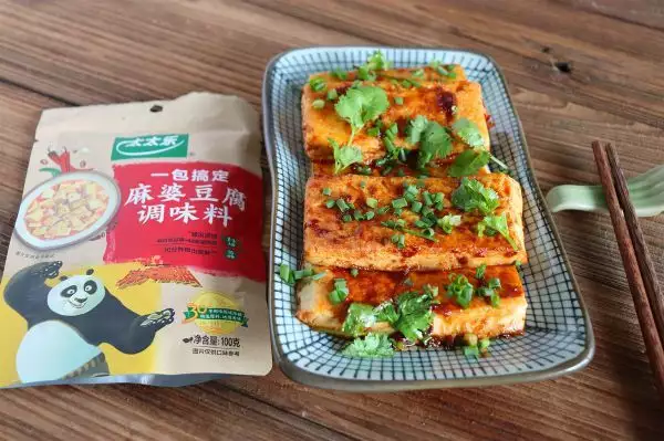 铁板豆腐（铁板豆腐土豆小吃培训摆摊） 第1张