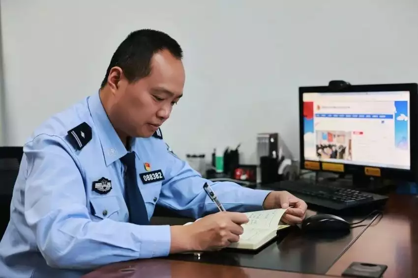 “硬核”社区民警 民警眼中的“硬核”榜样