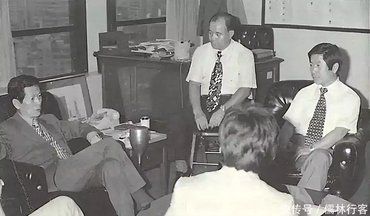 2009年,韩国女星在家中上吊自杀,两年后遗书曝光财阀的丑闻1950年,韩先楚坚持攻打海南岛,这到底是为何? 2009年,韩国女星在家中上吊自杀,两年后遗书曝光财阀的丑闻1950年,韩先楚坚持攻打海南岛,这到底是为何?