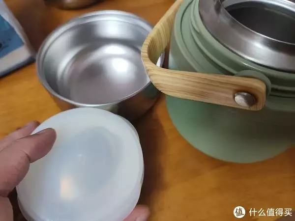 富光焖烧壶真的方便实用同桌为了报仇，把下半辈子都搭进去了，笑到肚子疼，你细品