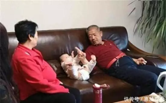 这都可以？（怎么能装怀孕）怎么假装怀孕肚子大 第14张