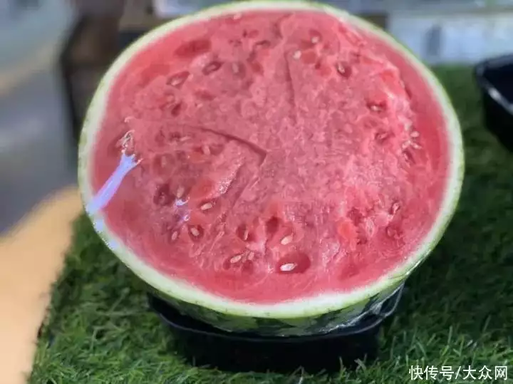 轻松拍拍瓜月入三四万！这个工作这么赚钱，太羡慕了