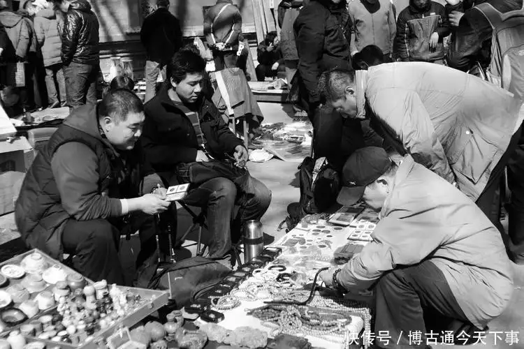 北京败家子偷家中 北京败家子偷家中