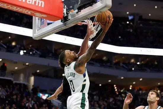 Bloom inside and outside!Letter 26+17 Lillard 39 points of the Bucks defeated the Rockets and won 4 consecutive victories!Broadcast article