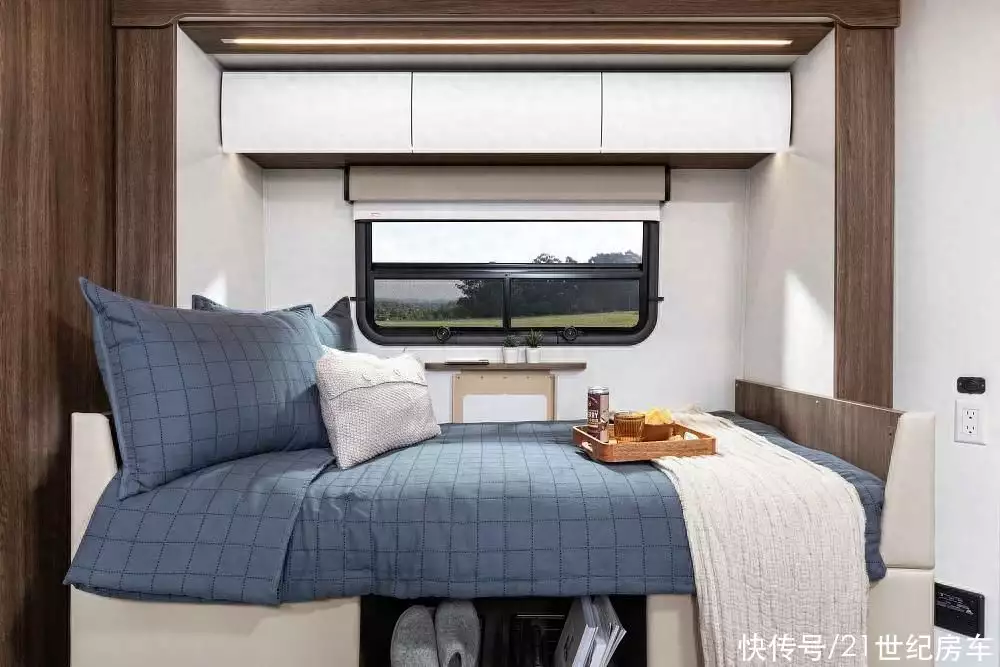 高端、创新房车力作！Leisure Travel Vans推出新款Unity FX徐帆用6年熬走了冯小刚前妻，如今张娣的模样，让徐帆羡慕不已