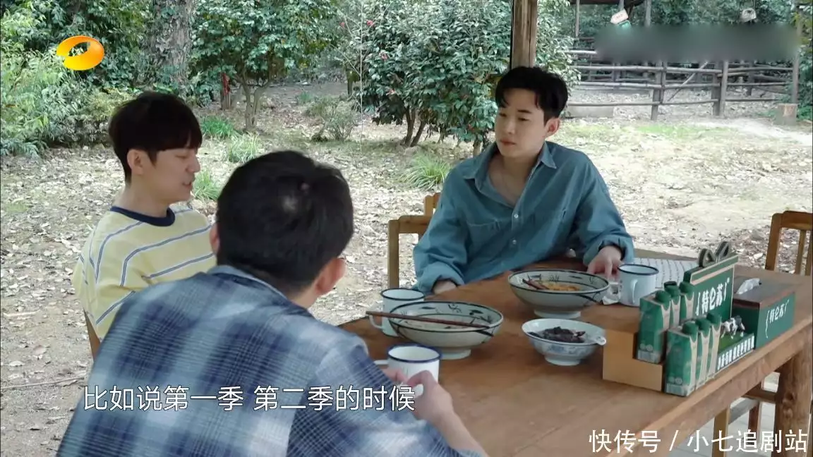 刘宪华回来了，才是《向往的生活》，可惜他只录制一期《爸爸去哪儿》中的10位小公主都长成小美女了，谁的变化最大？(刘宪华像邓伦)