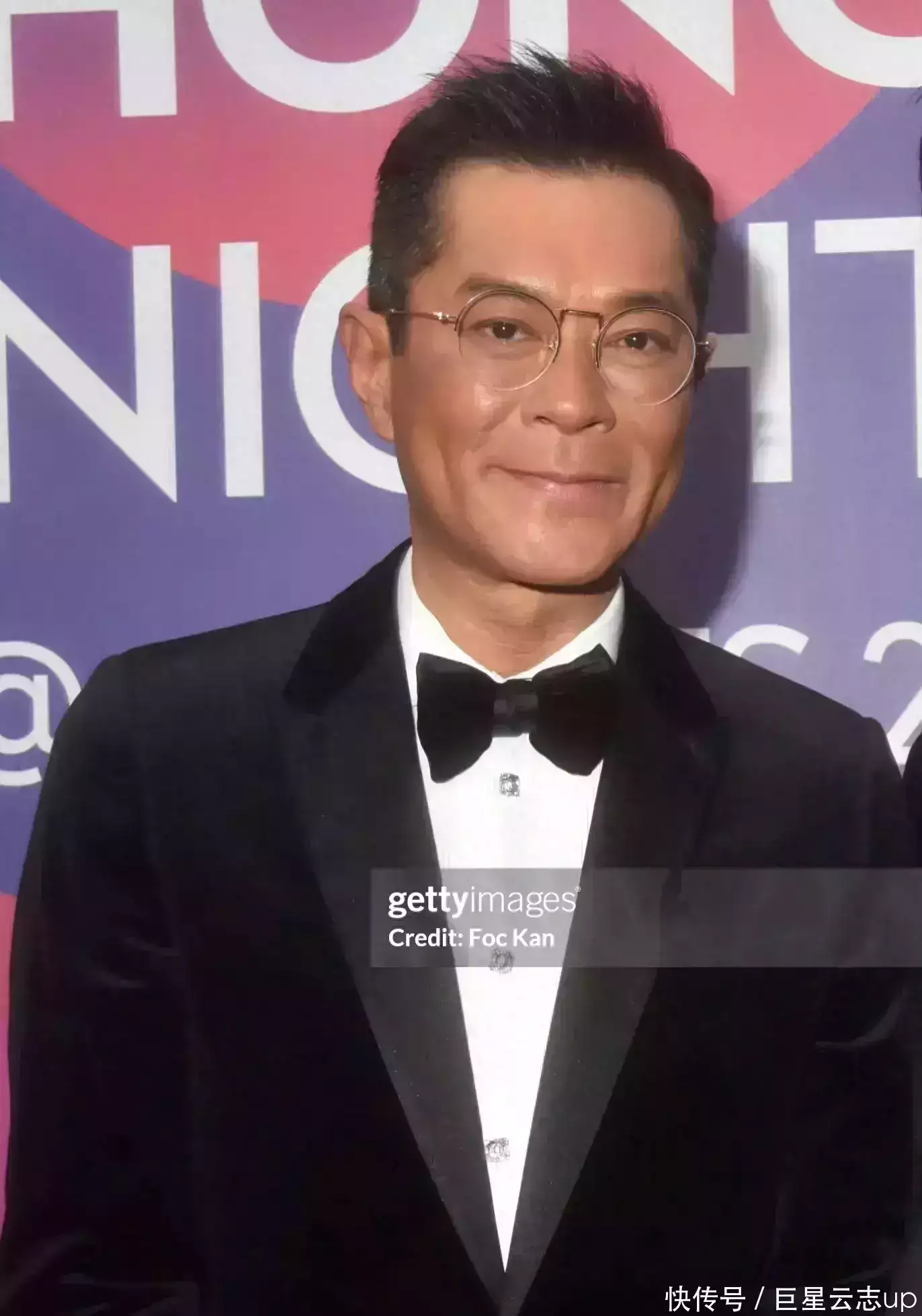 古天乐戛纳电影节脸僵，笑起来瘆人，一代男神毁于医美！民间故事：木匠拆房砸死一蟒蛇，蟒蛇托梦却说：多谢恩公救我（古天乐演电影有哪些）