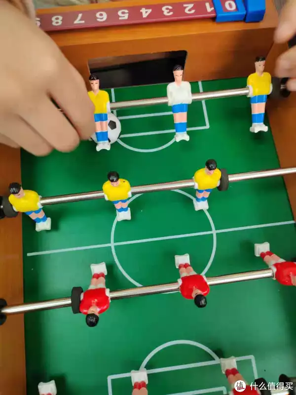 如何挑选桌上足球玩具炎黄子孙身上有3个特殊标志，如果都有，说明是纯正的华夏族后人