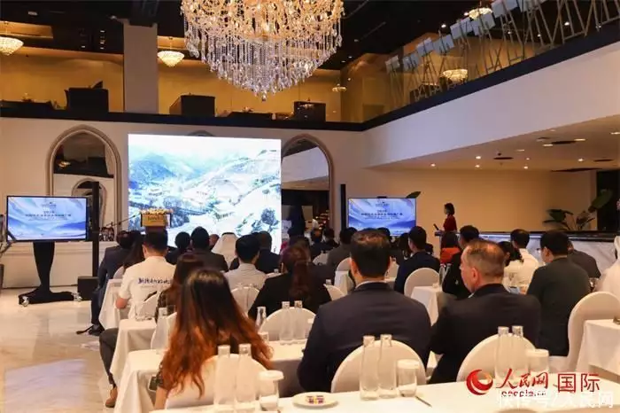 “欢乐春节”之2024新疆文化和旅游海外推广周举办