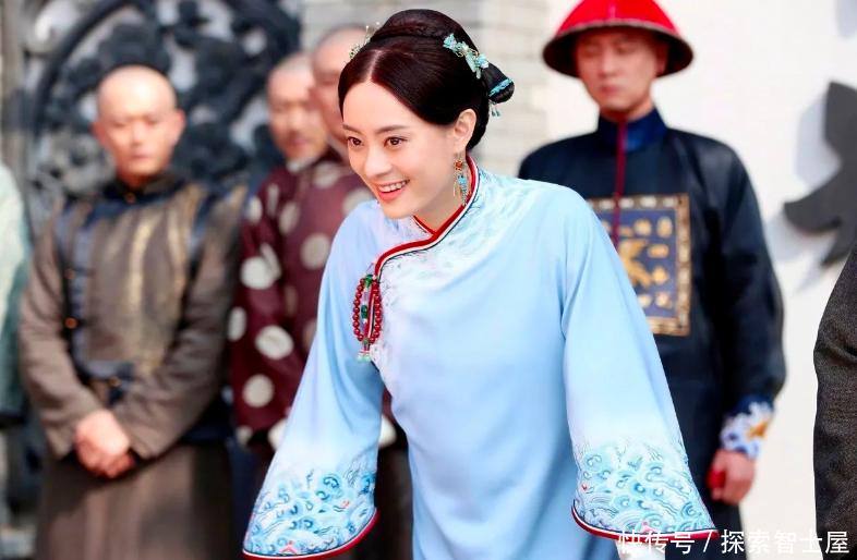 此人是陕西女富商,也是周莹历史原型,42岁去世,被拒绝葬入祖坟