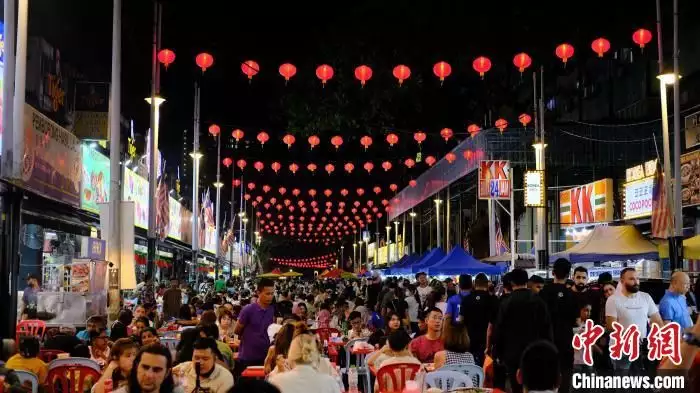 马来西亚著名小吃街亚罗街将成夜间步行街