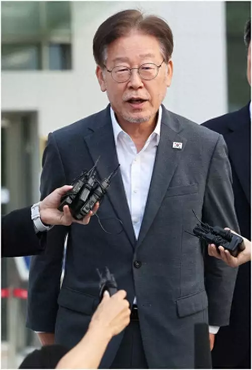 After South Korea unexpectedly agreed to detain Li Zaiming, I first voiced, calling on the common Democratic Party to maintain a united broadcast article