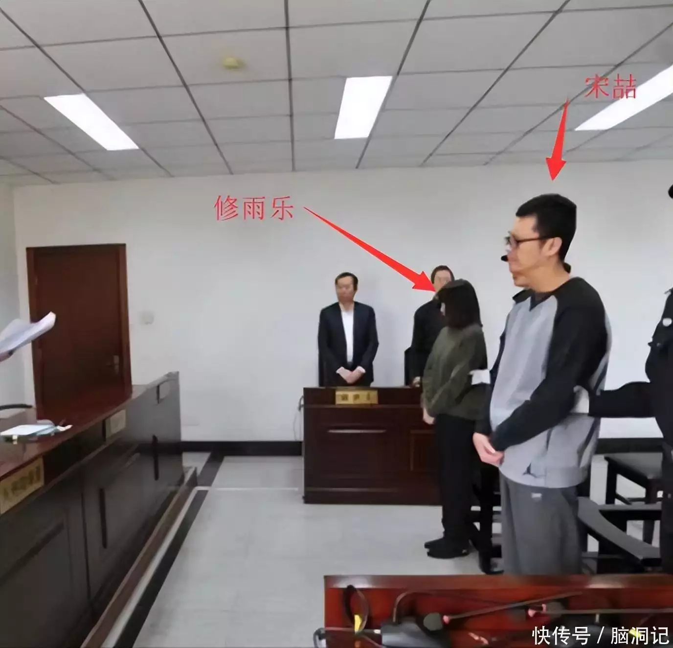 瑶淼是怎么杀出重围的?母亲帮她遇到2男人:天润曲轴负责管理赚钱,宋喆负责管理长得俊美俊朗,却输在“个子矮”上,这6位女星身高太貌似了!(图24) 瑶淼是怎么杀出重围的?母亲帮她遇到2男人:天润曲轴负责管理赚钱,宋喆负责管理长得俊美俊朗,却输在“个子矮”上,这6位女星身高太貌似了!(图24)