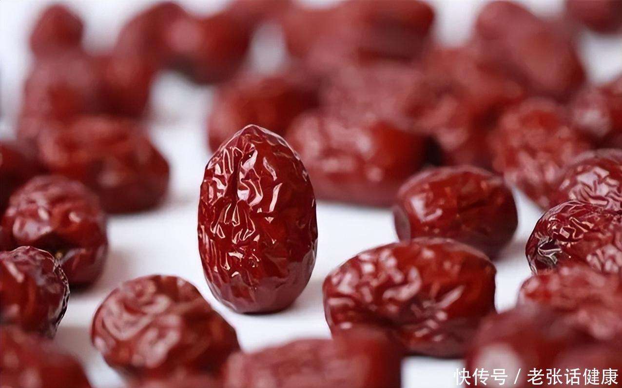 灰枣是红枣吗?两者有什么区别?望你早点搞清楚,别再选错了_【快资讯】